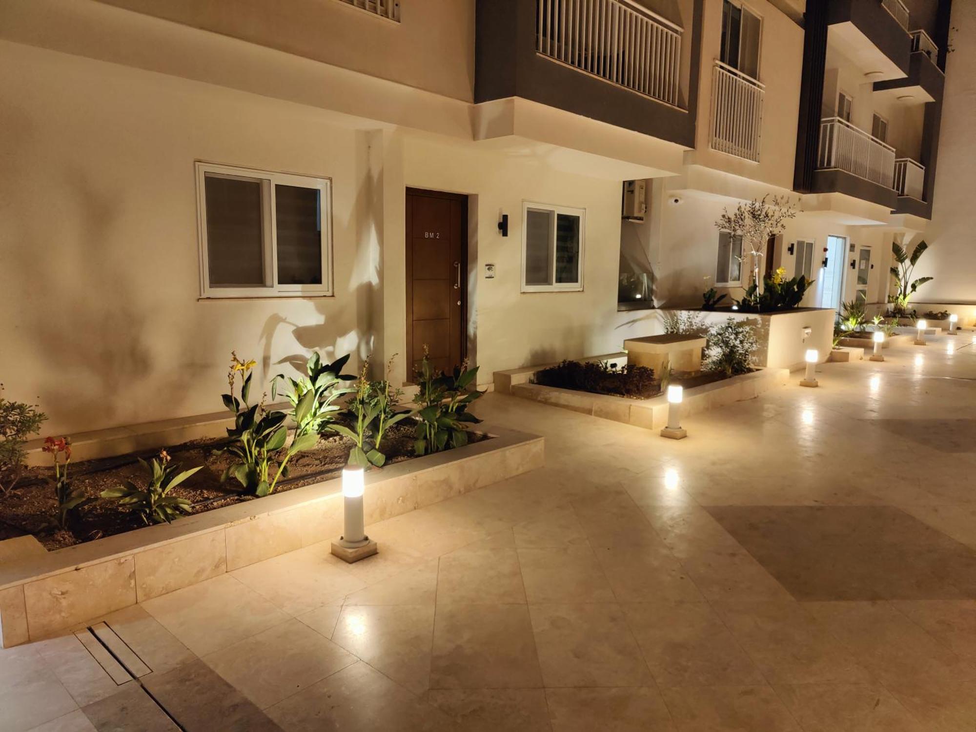 Апартаменты The Palm Court Сент-Полс-Бей Экстерьер фото